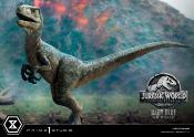 Jurassic World: Fallen Kingdom statuette Prime Collectibles 1/2 Baby Blue 34 cm | Prime 1 Studios