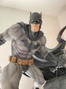 Batman Black Version 74 cm 1/3 Batman Hush statuette | Prime 1 studio 