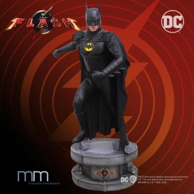 The Flash Life-Size statue 1/1 Batman Keaton 228 cm | MUCKLE MANNEQUINS
