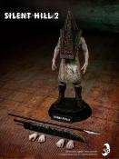 Silent Hill 2 figurine 1/6 Red Pyramid Thing 36 cm | ICONIQ STUDIOS 