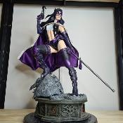 Huntress Premium Format DC COMICS| Sideshow