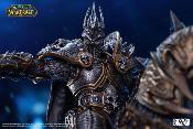 World of Warcraft Roi-Liche Arthas Menethil sur Invincible 36cm Statue Premium Blizzard Sideshow Deuillegivre Heaume Domination Warcraft WoW