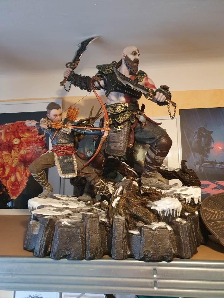 Statue Figurines KRATOS et Atreus Collection jeu video GOD OF WAR