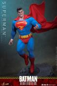 Batman The Dark Knight Returns Figurine 1/6 Comic Masterpiece Superman 34cm Hot Toys