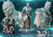 DC Comics statuette Ultimate Museum Masterline Batman Advanced Suit White Version Design by Josh Nizzi 51 cm | PRIME 1 STUDIO