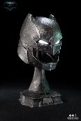 Justice League : Batman v Superman : L'Aube de la Justice â€“ Casque blindÃ© de Batman Ã  l'Ã©chelle 1/1 | Pure Arts
