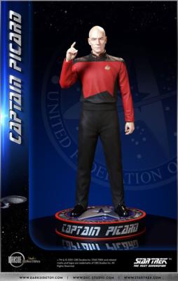 Star Trek statuette Musuem 1/3 Captain James T Kirk 64 cm | Darkside Collectibles